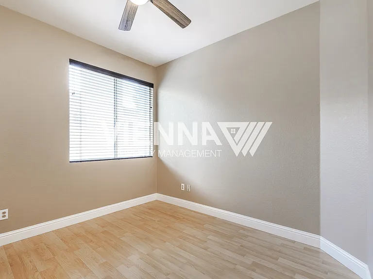 5308 Heritage Ct — Photo 15