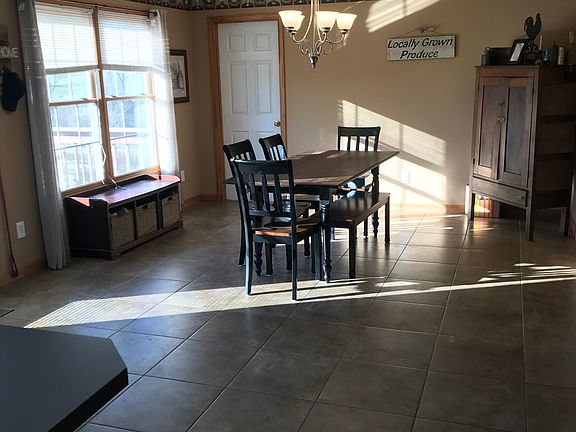 2nd image of 913 Ammerman Pike