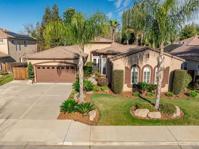 9584 N Larkspur Ave, Fresno, CA, 93720