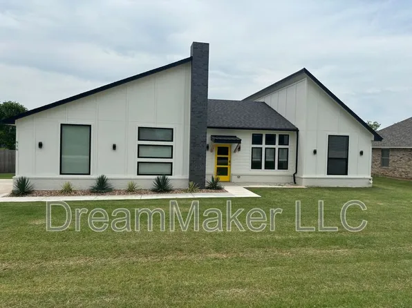 916 Flowers Dr, Washington, OK 73093