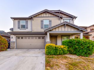 15 Sharlo Ct, Elk Grove, CA 95758