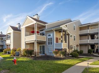 231 Broadmoor Ct UNIT 8, Union, NJ 07083