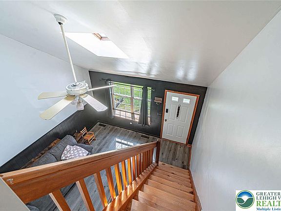 5th image of 2725 Victoria Ln