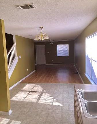 4th image of 11169 Dede Dr