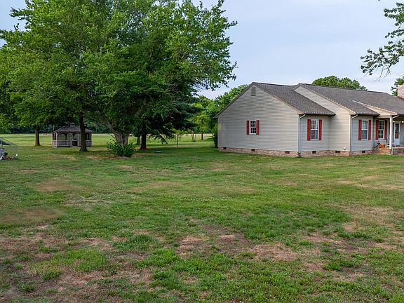 5th image of 16921 Whitesville Rd