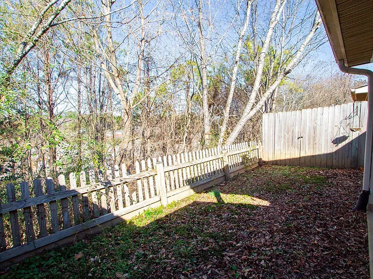 157 Hayesbury Ct — Photo 34