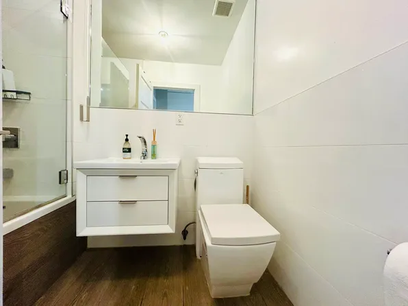 62 Somers Street image 11 of 16