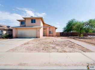410 Roadrunner Ln, Imperial, CA 92251