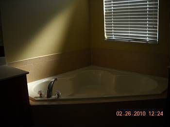 2nd image of 2976 Majestic Isle Dr