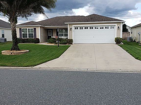 3rd image of 1334 Viola Ct