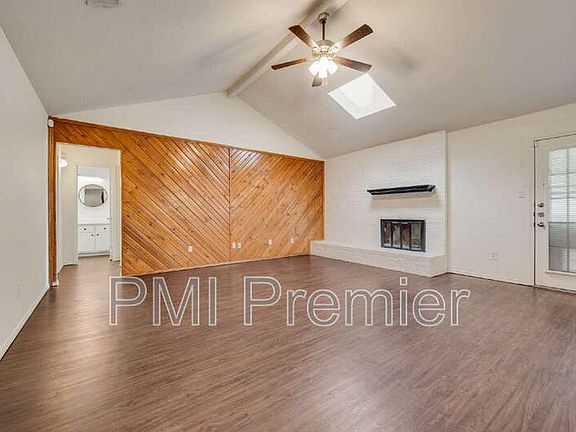 5th image of 516 Roberts Dr