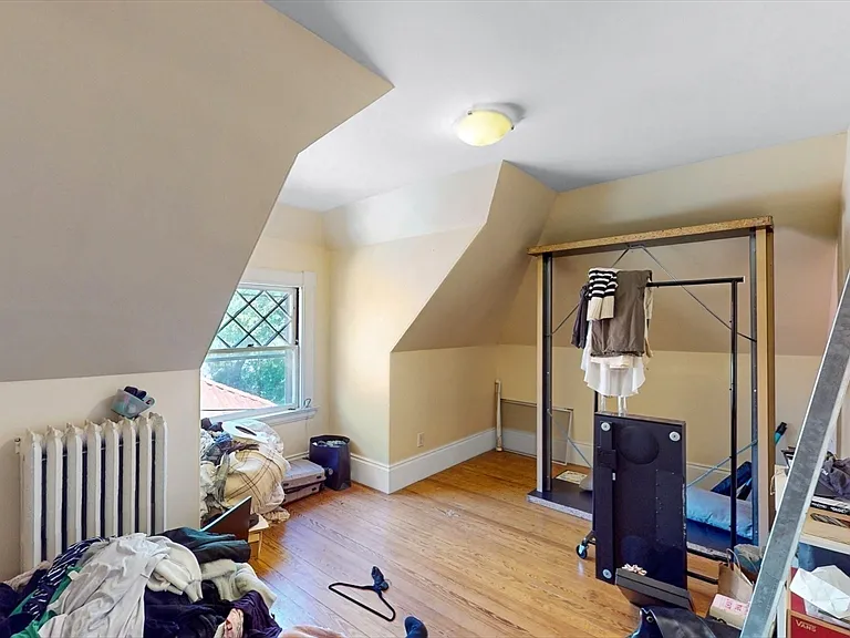 104 Englewood Ave — Photo 25