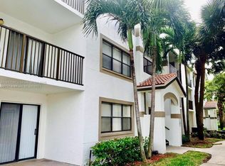 550 S Park Rd #11-8, Hollywood, FL 33021