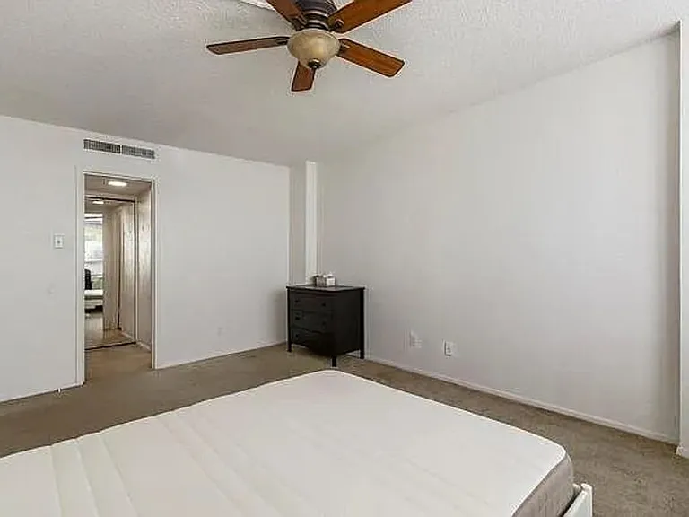 1800 Lavaca St #105 — Photo 13