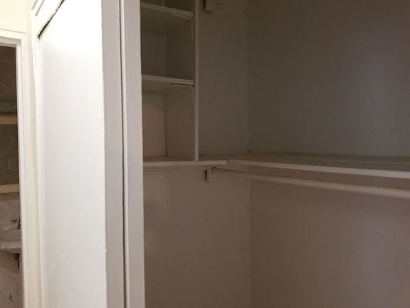 4th image of 2222 E 18th St APT L2