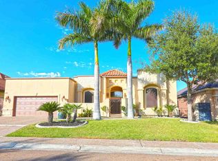 220 Lake Carnegie Ct, Laredo, TX 78041