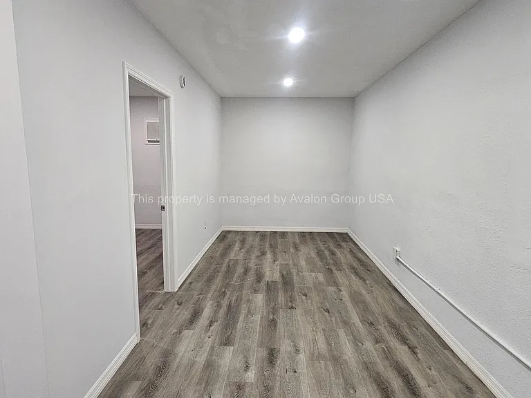 5708 Merrill Rd #8 — Photo 6