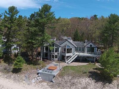5336 Lower Shore Dr, Harbor Springs, MI, 49740