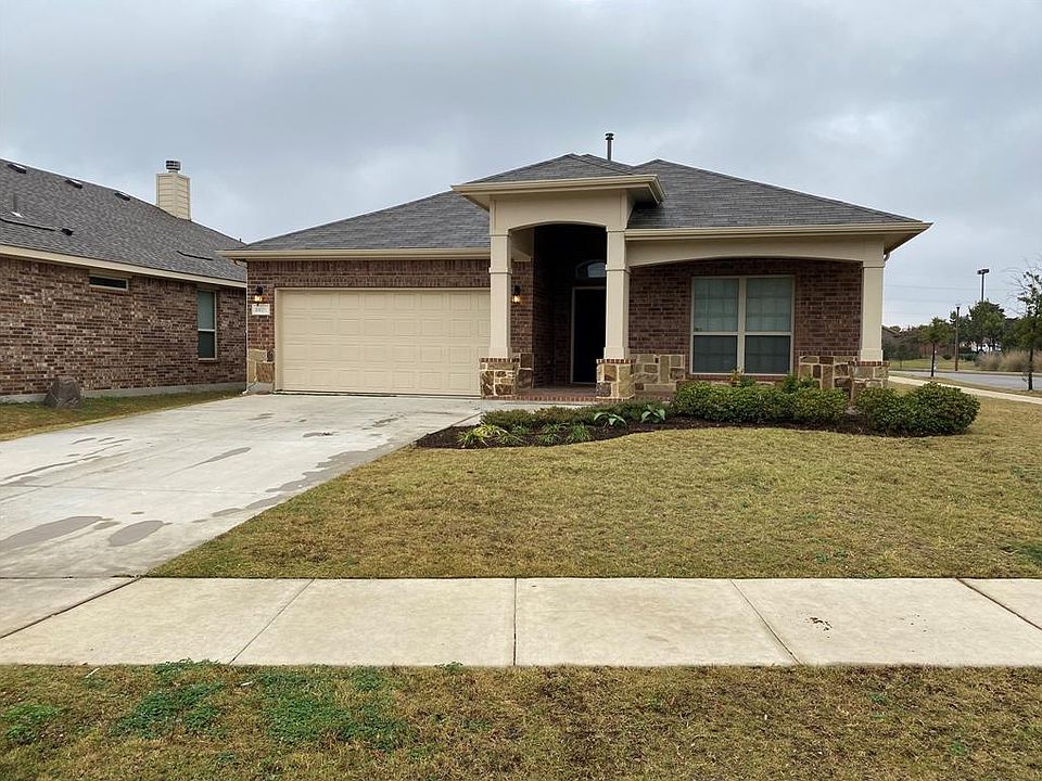 1st image of 2421 Lighthouse Dr