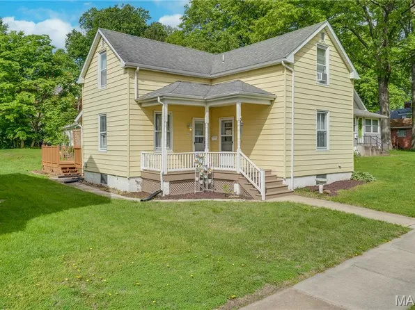 25 N Virginia Ave, Belleville, IL 62220