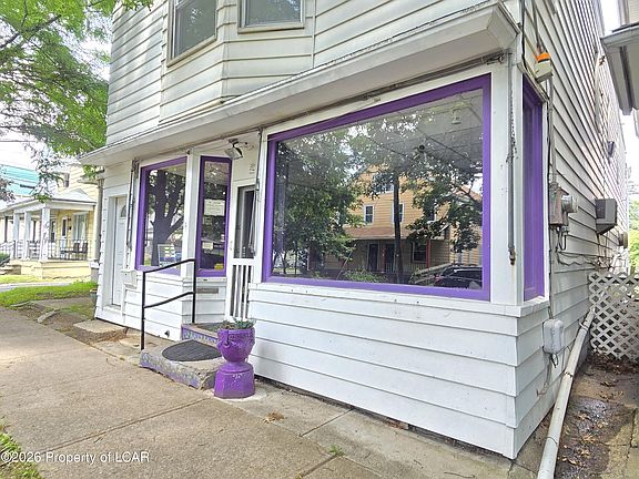 3rd image of 133 Division St