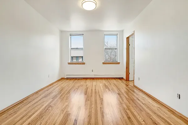 Rented by Bond New York | media 16