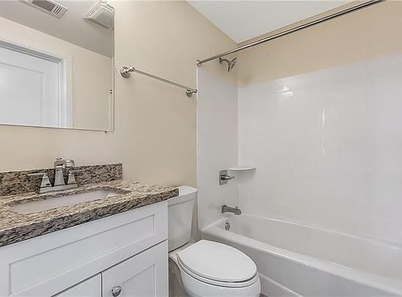 4th image of 3601 Camp St Unit 306