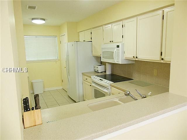 1st image of 36 Deallyon Ave APT 101