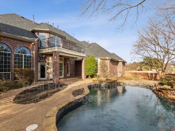 5004 Seville Ln