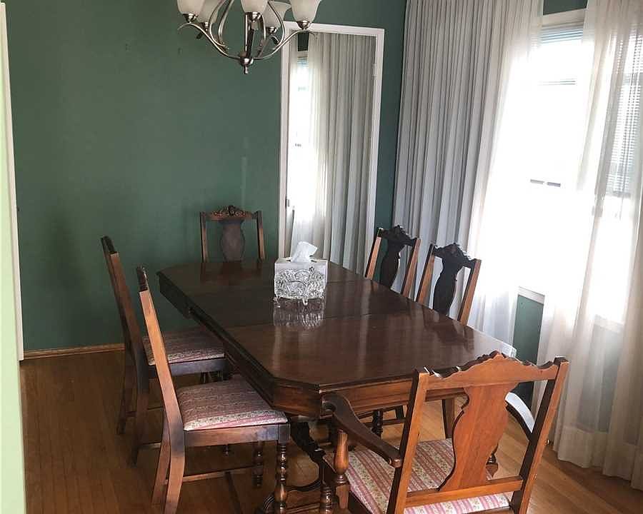 2nd image of 208 Patricia Ave
