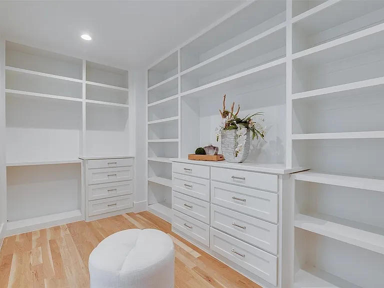 6135 Velasco Ave — Photo 92