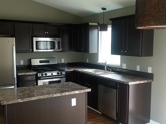 4th image of 9703 Tanglewood Ct