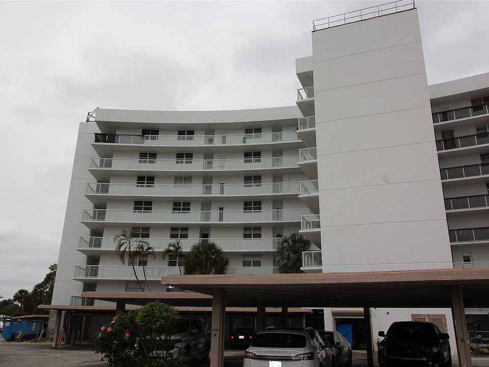 1st image of 2731 NE 14th Street Causeway #616