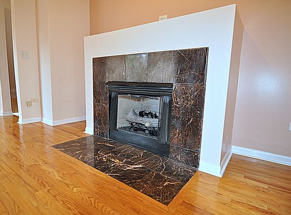 5th image of 7036 S South Shore Dr