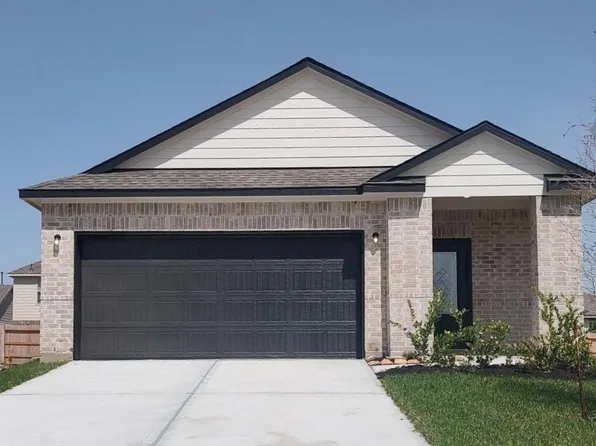 3191 Savannah Rose Dr, Angleton, TX 77515