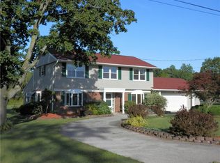 20 California Ave, Seneca Falls, NY 13148