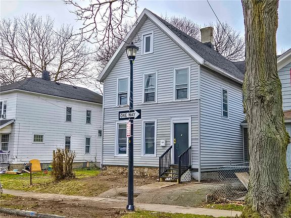 2nd image of 41 Woodward St