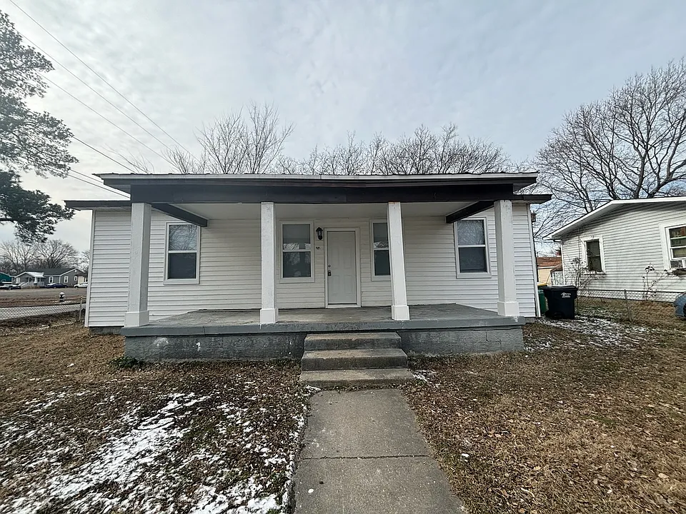 500 N 3 1/2 Ave