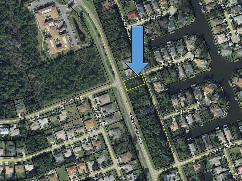 2nd image of 17 Clementon Ln