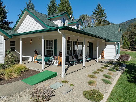 4th image of 366 Springbrook Dr