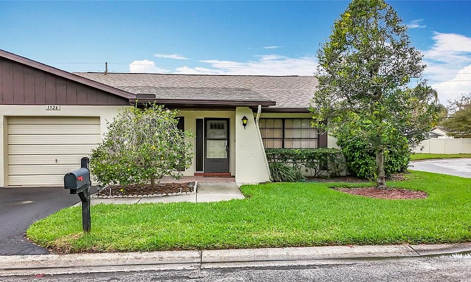 1st image of 1526 KING DRIVE #1526