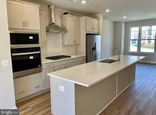 826 Sawback Sq NE, Leesburg, VA 20176