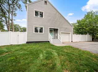 28 Ventura Cir, Nashua, NH 03062