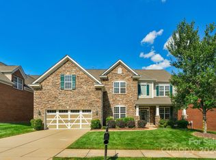 11609 Ashbourne Hall Rd, Charlotte, NC 28277