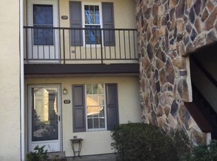 228 Valley Stream Ln #228, Wayne, PA 19087