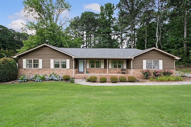 1st image of 1922 Driftwood Pl
