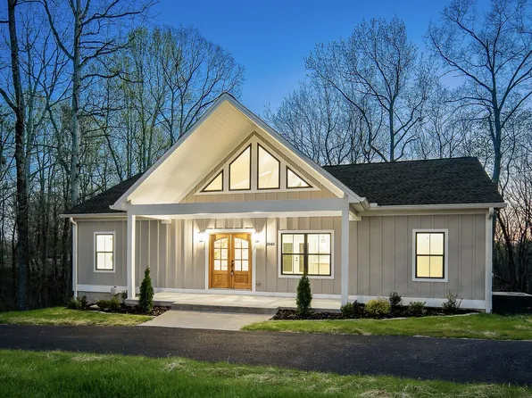 2045 Coconut Ridge Rd, Smithville, TN 37166