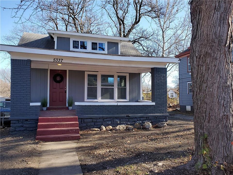 1st image of 5337 Woodland Ave