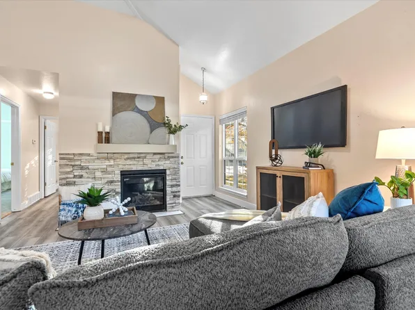 888 E 6895 S, Midvale, UT 84047