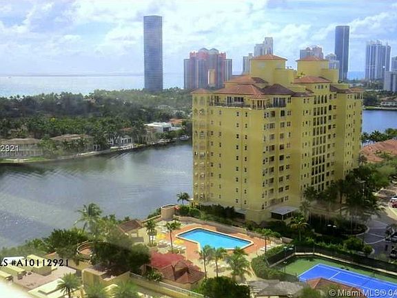 2nd image of 20191 E Country Club Dr APT 1901